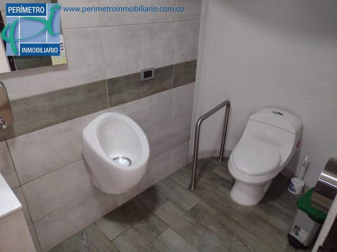Oficina en arriendo en Milla De Oro, Medellín, 25 m² · foto 12 de 14