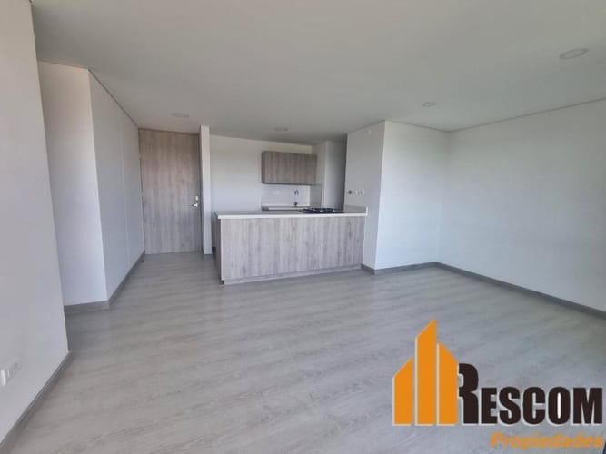 Apartamento de 3 alcobas en venta en Rionegro, 85 m² · foto 1 de 13