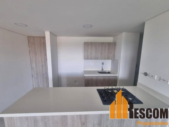 Apartamento de 3 alcobas en venta en Rionegro, 85 m² · foto 4 de 13