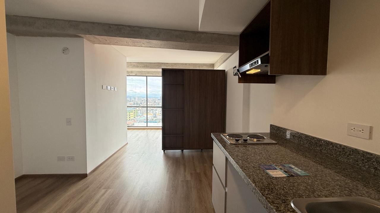 Apartamento en venta en Chapinero, Bogotá · foto 2 de 13
