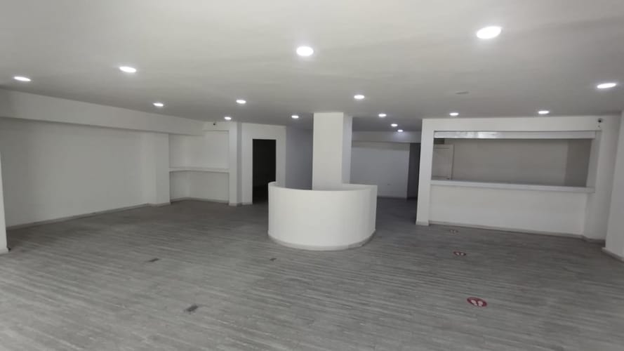 Edificio en arriendo en Sector Plaza De Bolivar, Pereira, 184 m² · foto 2 de 15