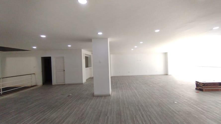 Edificio en arriendo en Sector Plaza De Bolivar, Pereira, 184 m² · foto 12 de 15