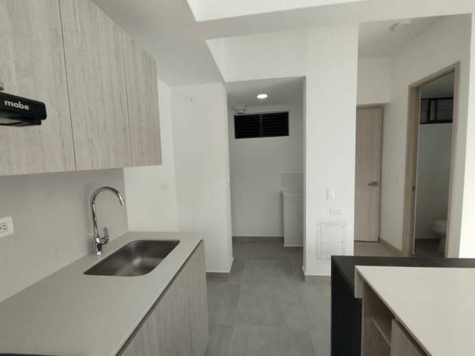 Apartaestudio en venta en Zona Industrial 1, Bello, 47 m² · foto 2 de 18