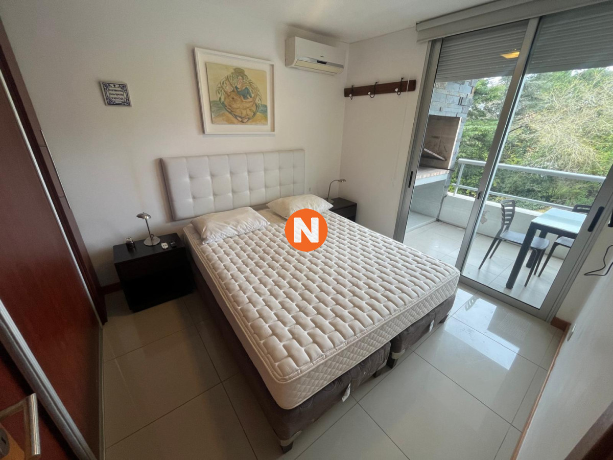 Alquiler Apto 1 Dorm en Playa Mansa, balcon y parrilla - Punta del Este · Foto 5