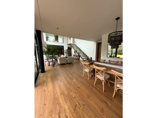 Casa de 4 alcobas en venta en Cabeceras De Llanogrande, Rionegro, 700 m² · foto 18 de 23
