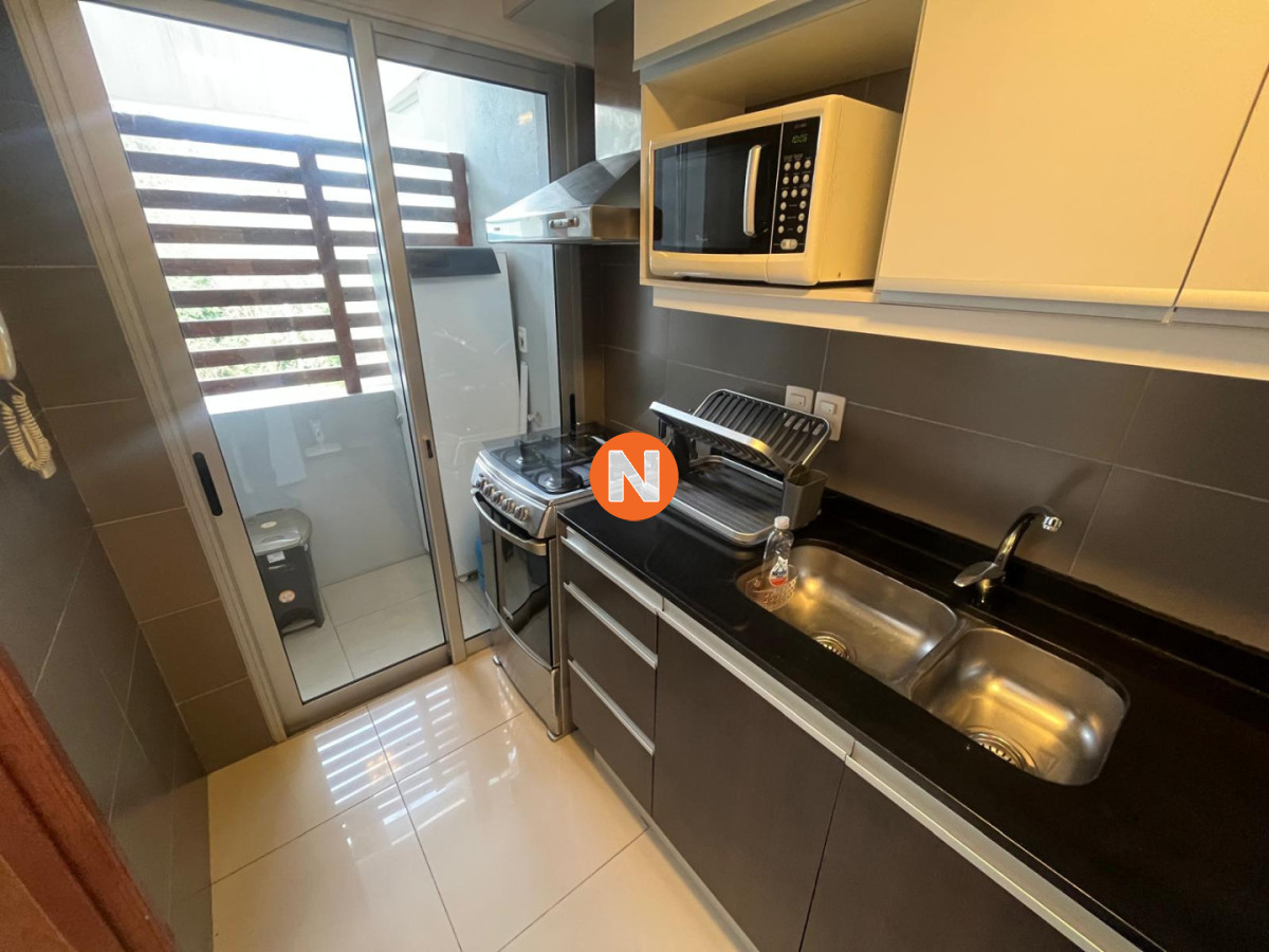 Alquiler Apto 1 Dorm en Playa Mansa, balcon y parrilla - Punta del Este · Foto 8