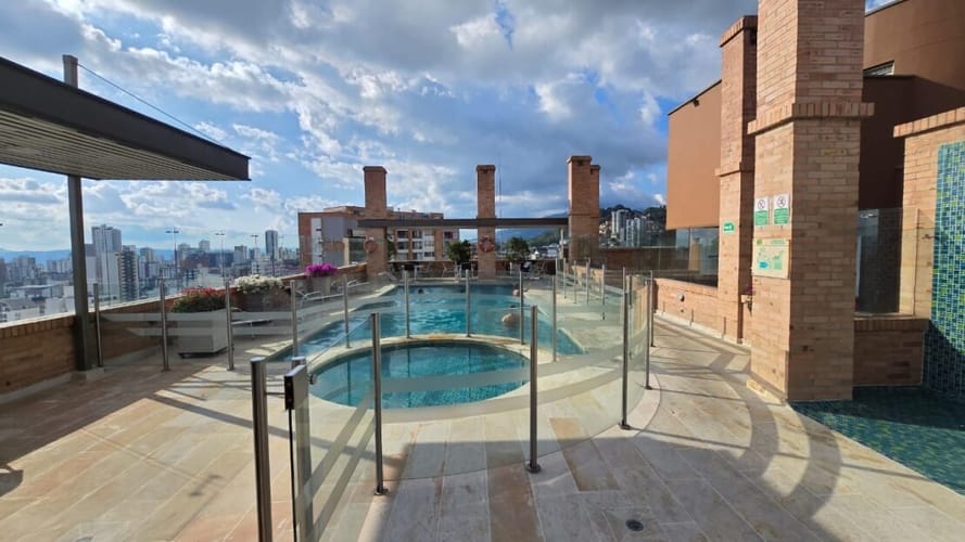Apartamento de 3 alcobas en venta en Cabecera Del Llano, Bucaramanga, 130 m² · foto 3 de 20