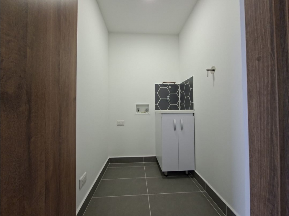 Apartamento en venta en Zona Centro, Envigado · foto 9 de 15