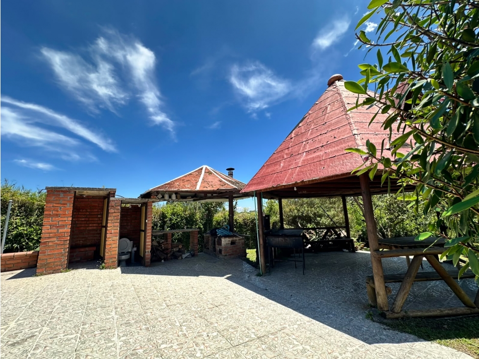 Casa en venta en Tribunas Corcega, Pereira · foto 12 de 17