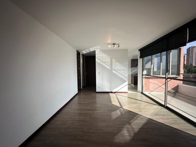 Apartamento de 1 alcoba en arriendo en El Poblado, Medellín, 65 m² · foto 6 de 14