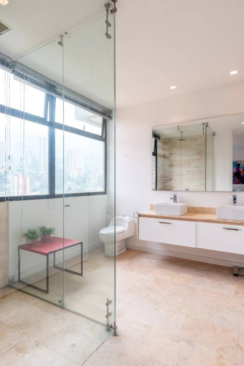 Apartamento en arriendo en El Poblado, Medellín · foto 10 de 13