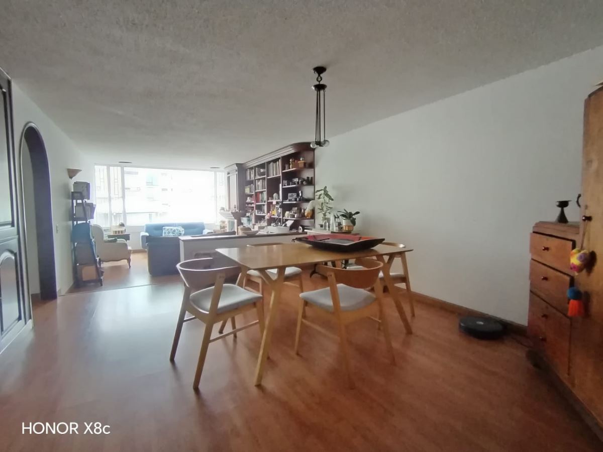 Apartamento en venta en Chicó Alto, Bogotá · foto 3 de 22