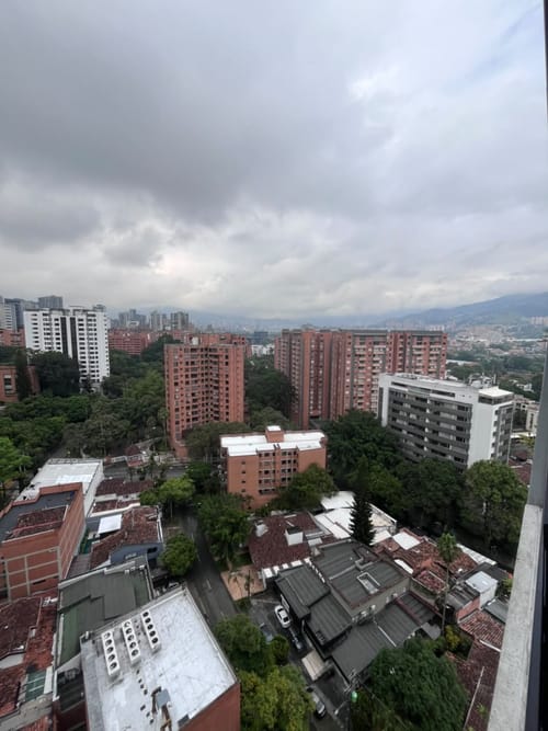 Apartamento de 1 alcoba en arriendo en Patio Bonito, Medellín, 54 m² · foto 5 de 13