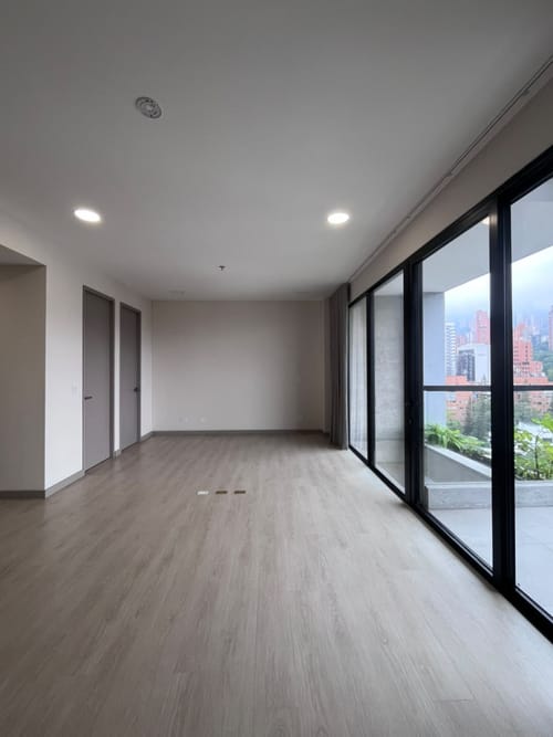 Apartamento de 1 alcoba en arriendo en Patio Bonito, Medellín, 54 m² · foto 6 de 13