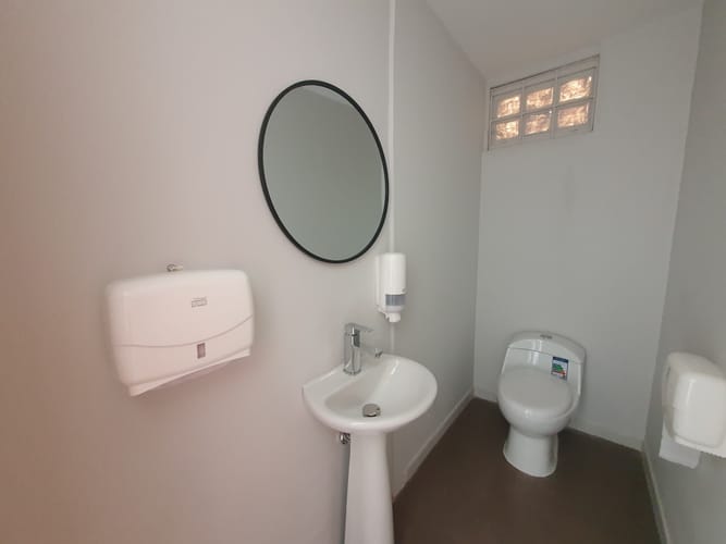 Casa de 8 alcobas en venta en Chicó Reservado, Bogotá, 462 m² · foto 5 de 24