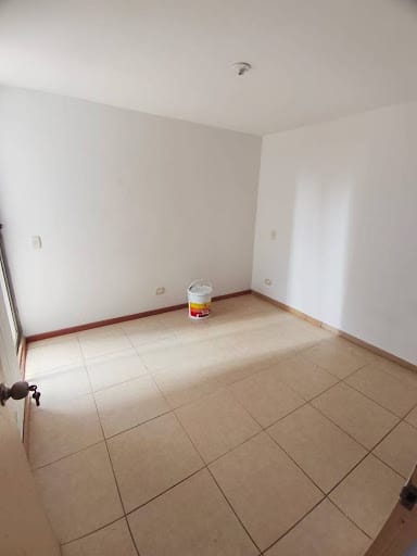 Apartamento de 3 alcobas en venta en La Doctora, Sabaneta, 110 m² · foto 10 de 13