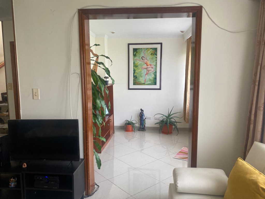 Casa en venta en Toberin, Bogotá · foto 4 de 11