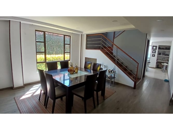 Casa de 5 alcobas en venta en Sietetrojes, Funza, 280 m² · foto 6 de 24