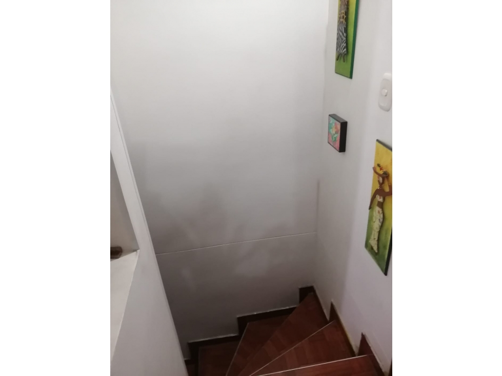 Casa en venta en Castilla, Bogotá · foto 8 de 16