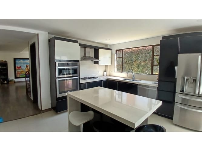 Casa de 5 alcobas en venta en Sietetrojes, Funza, 280 m² · foto 12 de 24