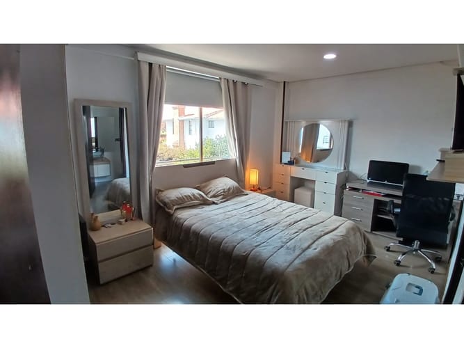Casa de 5 alcobas en venta en Sietetrojes, Funza, 280 m² · foto 19 de 24