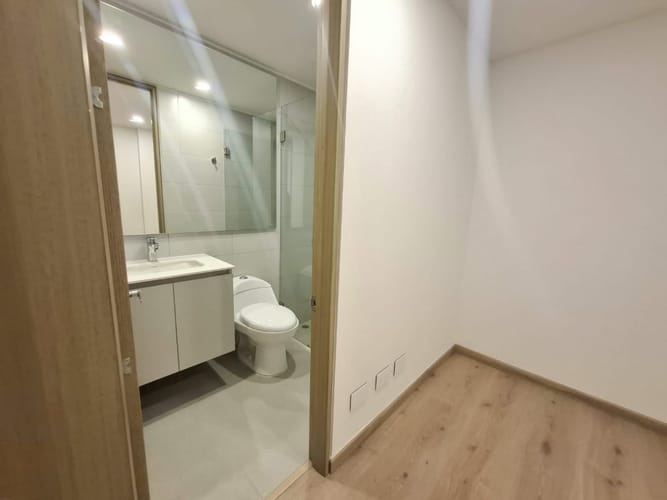 Apartamento de 3 alcobas en arriendo en El Salitre, Bogotá, 177 m² · foto 13 de 24