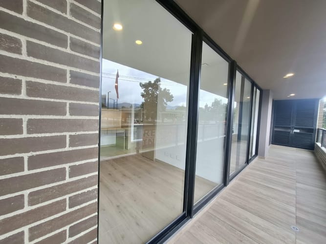 Apartamento de 3 alcobas en arriendo en El Salitre, Bogotá, 177 m² · foto 14 de 24