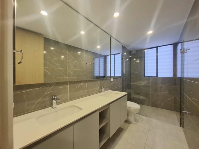 Apartamento de 3 alcobas en arriendo en El Salitre, Bogotá, 177 m² · foto 17 de 24