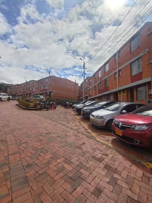 Casa en venta en Las Quintas Del Sur, Bogotá · foto 10 de 12