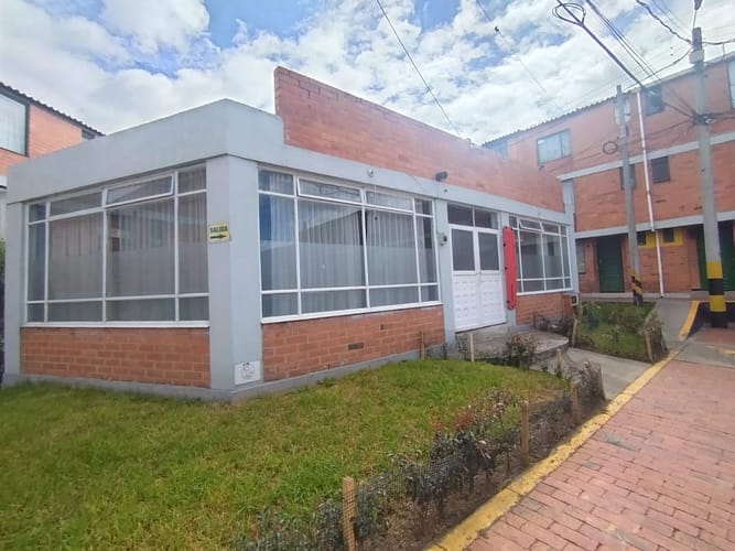 Casa en venta en Las Quintas Del Sur, Bogotá · foto 9 de 12