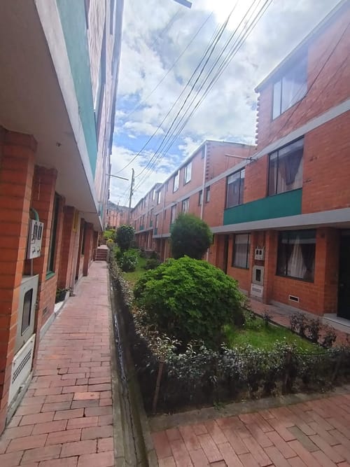 Casa en venta en Las Quintas Del Sur, Bogotá · foto 2 de 12