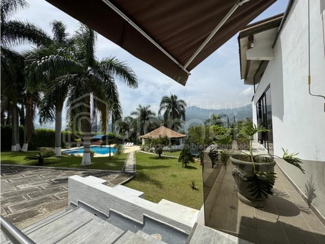 Finca en venta en Monta�Ita, Copacabana, 600 m² · foto 7 de 24
