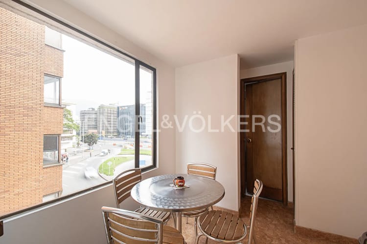 Apartamento de 3 alcobas en venta en Chicó Navarra, Bogotá, 181 m² · foto 9 de 17