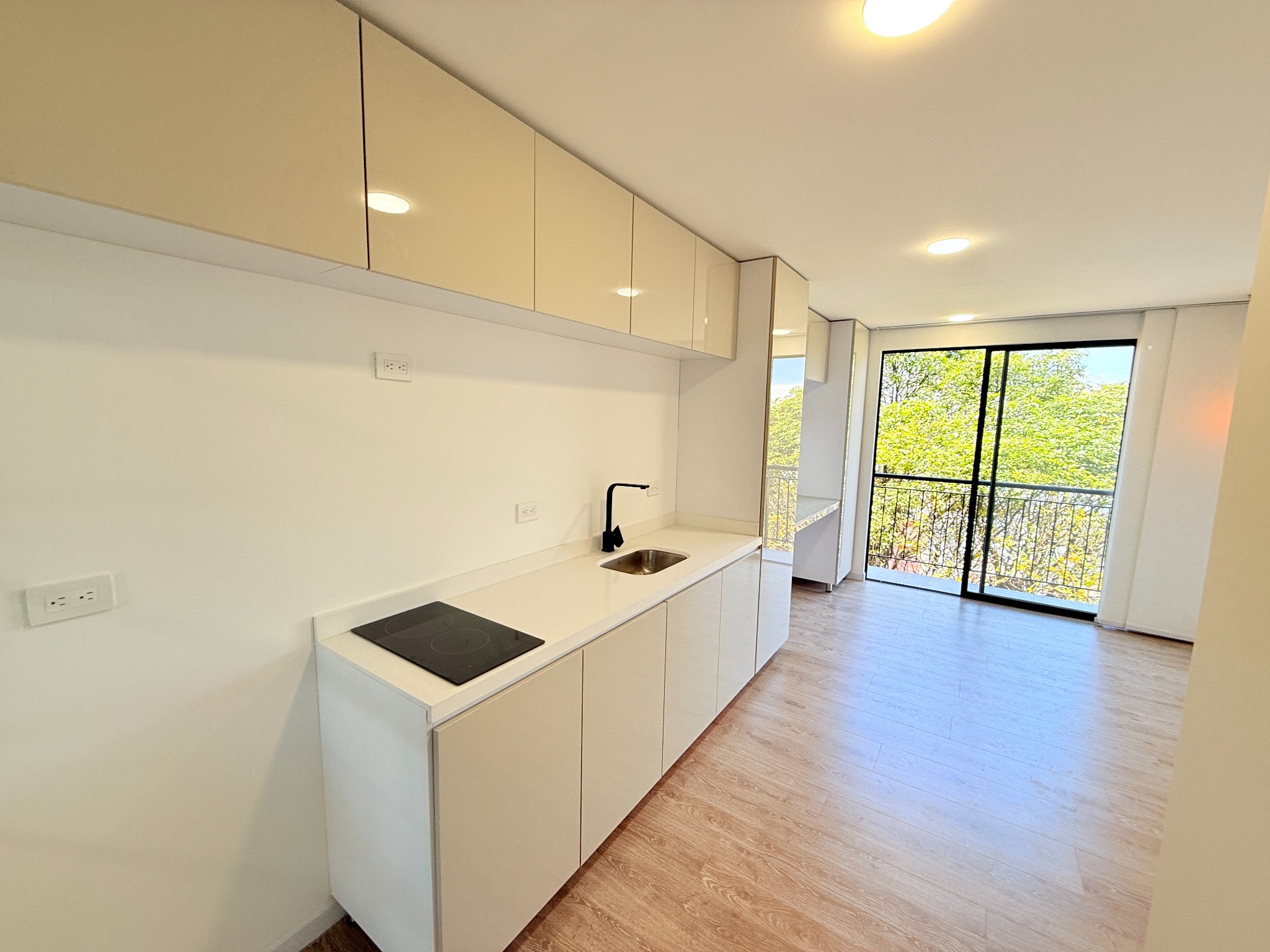 Apartamento en arriendo en Polo Club, Bogotá · foto 4 de 24
