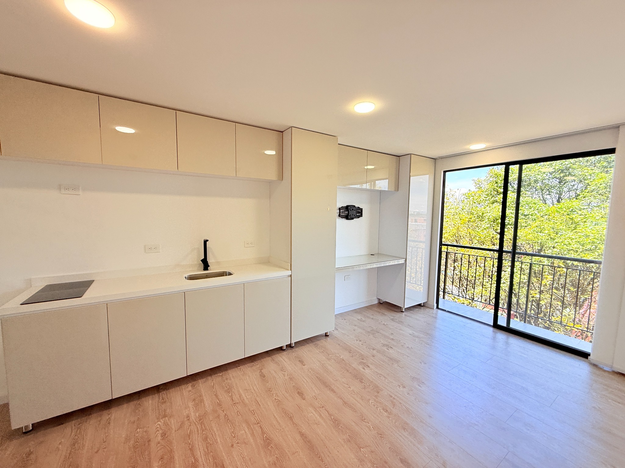 Apartamento en arriendo en Polo Club, Bogotá · foto 11 de 24