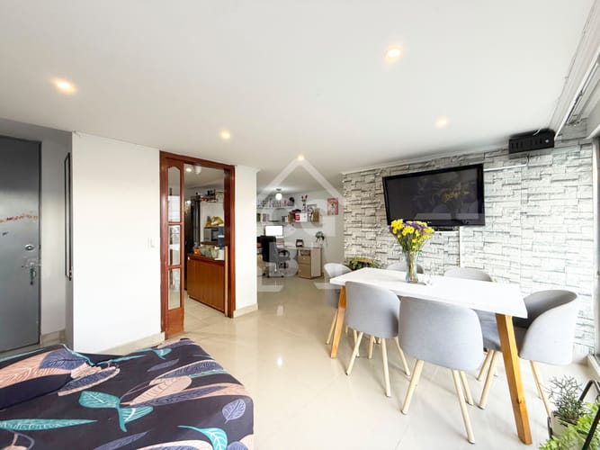 Apartamento en venta en Pinos De Lombardia, Bogotá · foto 7 de 24