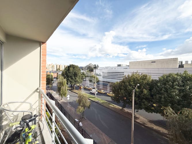 Apartamento en venta en Pinos De Lombardia, Bogotá · foto 4 de 24