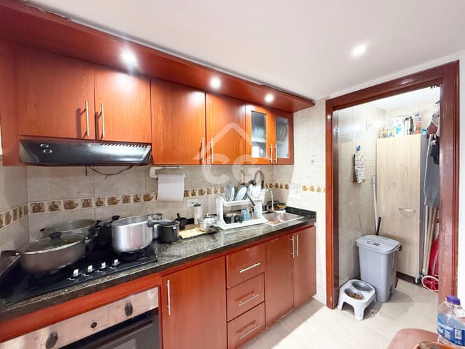 Apartamento en venta en Pinos De Lombardia, Bogotá · foto 8 de 24