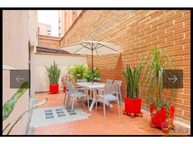 Apartaestudio en venta en Laureles, Medellín, 151 m² · foto 4 de 21