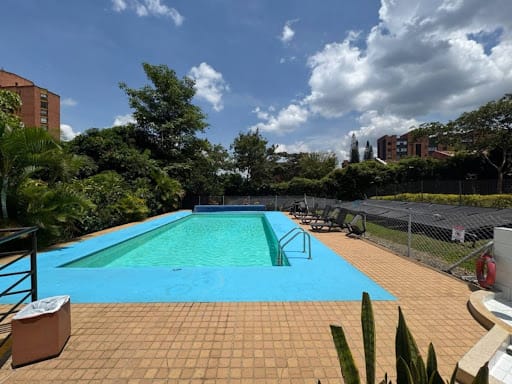 Apartamento de 2 alcobas en arriendo en Loma Del Campestre, Medellín, 87 m² · foto 14 de 14
