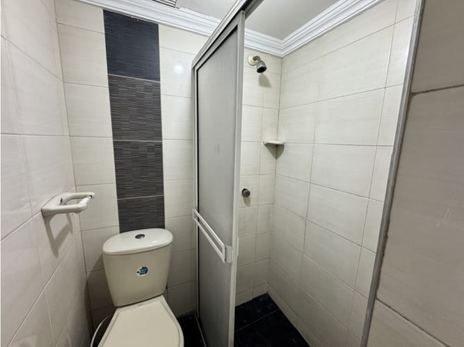 Casa de 6 alcobas en venta en San Bernardo, Floridablanca, 300 m² · foto 14 de 24