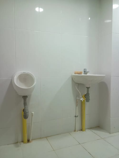 Local en arriendo en U.D. Atanasio Girardot, Medellín, 125 m² · foto 5 de 7