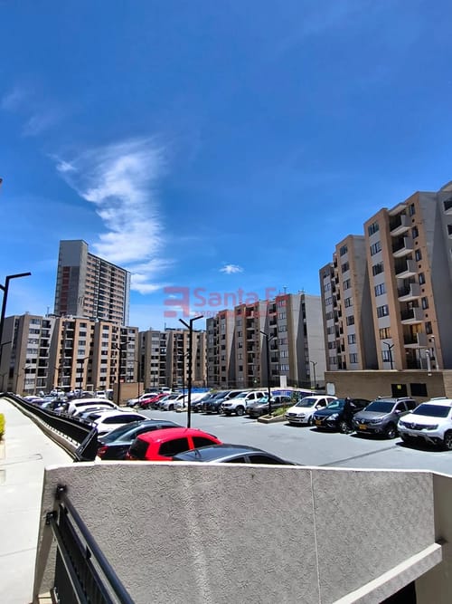Apartamento de 2 alcobas en venta en Centro, Rionegro, 50 m² · foto 2 de 10