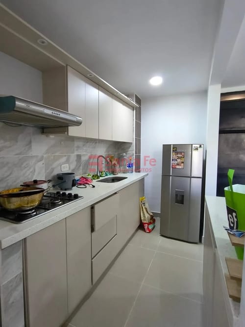 Apartamento de 2 alcobas en venta en Centro, Rionegro, 50 m² · foto 3 de 10