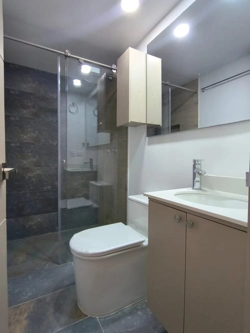 Apartamento de 2 alcobas en venta en Centro, Rionegro, 49 m² · foto 9 de 10