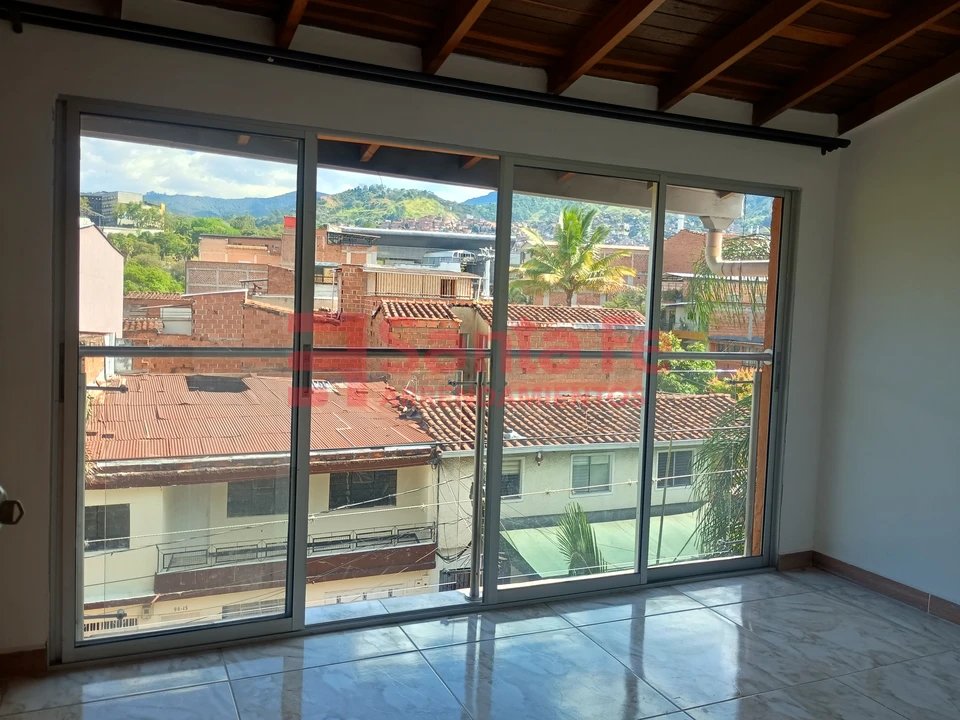 Apartamento en arriendo en Santa Lucia, Medellín · foto 9 de 10