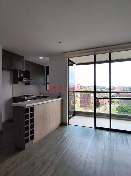 Apartamento de 2 alcobas en venta en Centro, Rionegro, 68 m² · foto 4 de 10