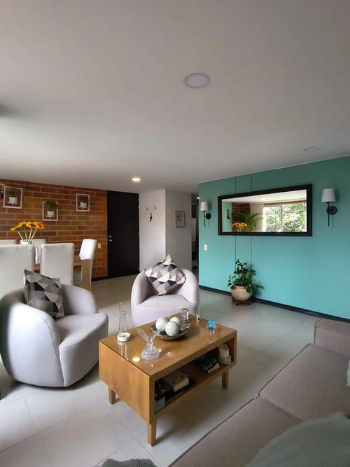 Apartamento de 2 alcobas en venta en Centro, Rionegro, 72 m² · foto 3 de 10