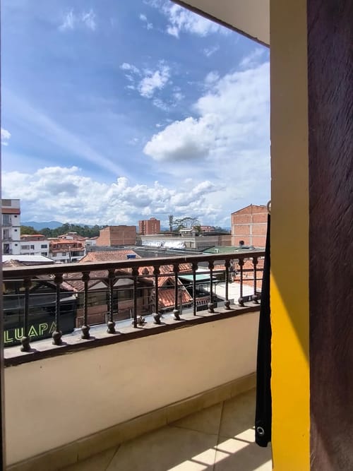 Apartamento de 3 alcobas en venta en Centro, Rionegro, 85 m² · foto 4 de 10