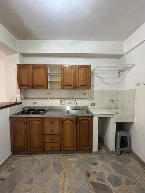 Local en venta en Conquistadores, Medellín, 32 m² · foto 8 de 10